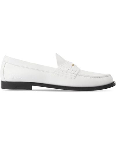 Burberry Mocasines penny con placa del logo - Blanco