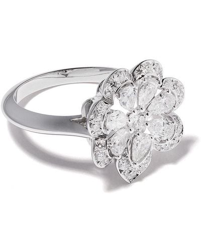 Chopard 18kt White Gold Diamond Flower Ring - Metallic