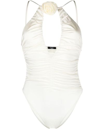 Noire Swimwear Geraffter Badeanzug mit Blumenapplikation - Weiß