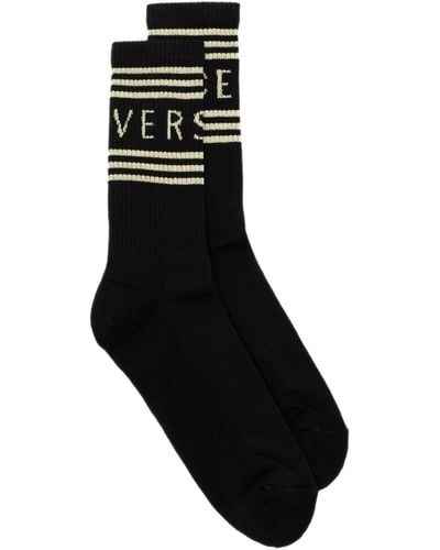 Versace Gerippte Socken mit 90s Vintage-Logo - Schwarz