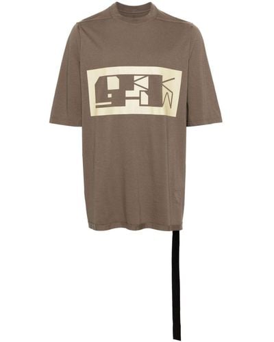 Rick Owens T-shirt Met Logoprint - Bruin