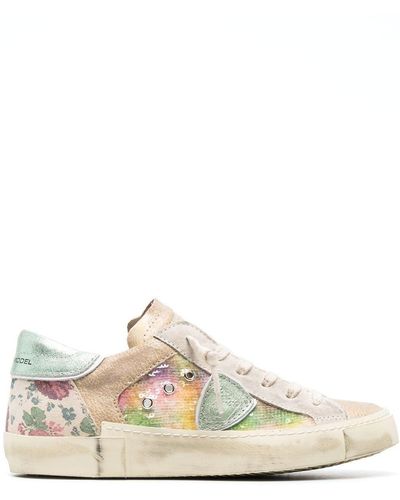 Philippe Model Logo-patch Distressed Sneakers - White