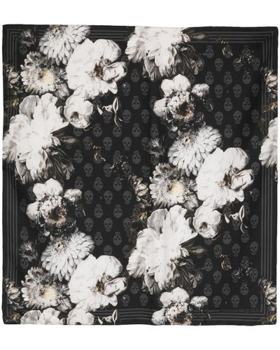 Alexander McQueen Panuelo en sarga de seda floral - Negro