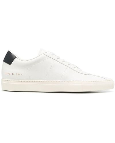 Common Projects Sneakers mit Logo - Weiß