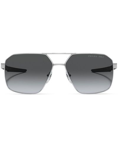 Prada Linea Rossa Gafas de sol con logo estampado - Gris