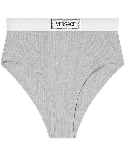Versace Fijngeibbelde Slip Met Logoband - Grijs
