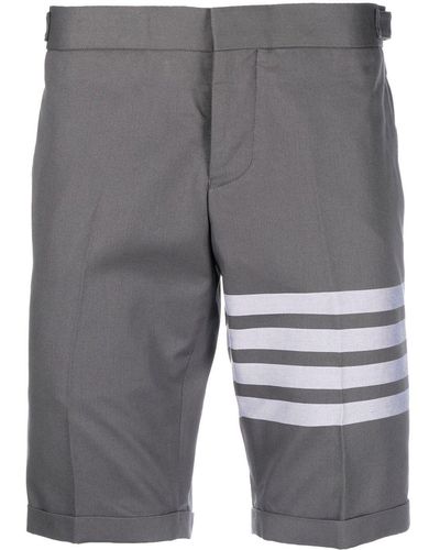 Thom Browne Klassische Shorts mit Streifen - Grau