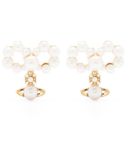 Vivienne Westwood Orecchini con finte perle Viviana - Bianco