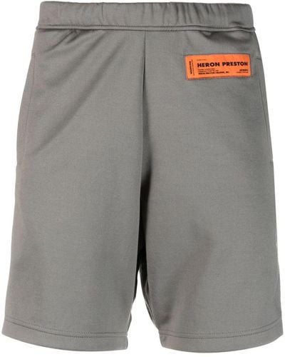 Heron Preston Pantalones cortos de chándal con parche del logo - Gris