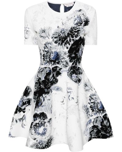 Alexander McQueen Graphic-pattern Flared-hem Knitted Mini Dress X - White