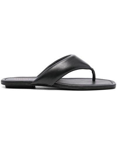 Stuart Weitzman Maui Leather Flip Flops - Black