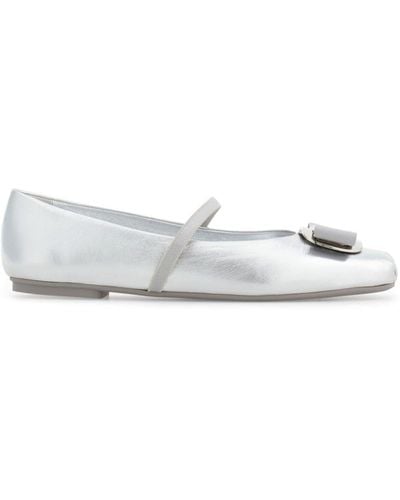 Ferragamo New Vara Ballerina Shoes - White