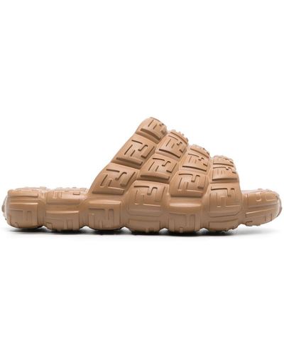 Fendi Sliders Cloud in gomma con monogram all over - Marrone