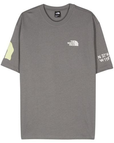 The North Face Katoenen T-shirt Met Logoprint - Grijs