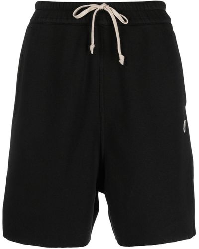 Moncler Shorts sportivi con applicazione - Nero