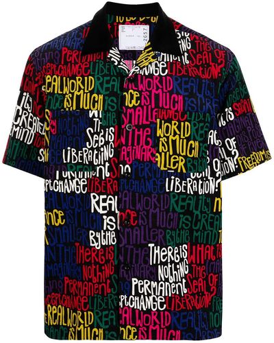 Sacai Chemise à slogan imprimé - Multicolore