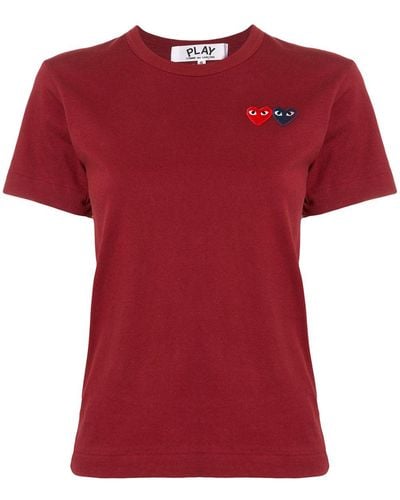 COMME DES GARÇONS PLAY Camiseta con cuello redondo y logo bordado - Rojo