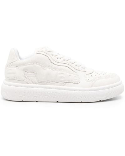 Alexander Wang Sneakers con logo goffrato - Bianco