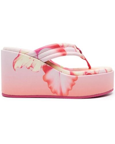 Maje 90mm floral-print leather wedge sandals - Rosa