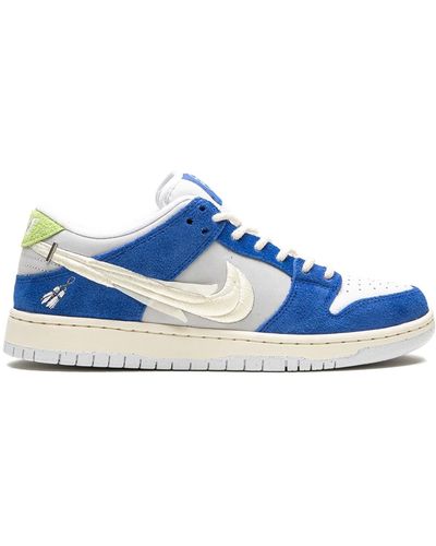 Nike X Fly Streetwear Sb Dunk Low "gardenia" Sneakers - Blue