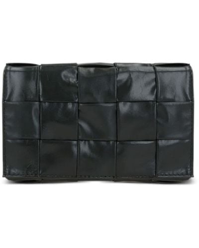 Bottega Veneta Maxi Intrecciato Leather Crossbody Bag - Zwart