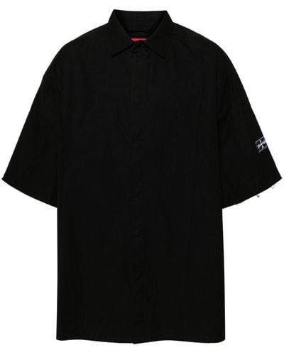 032c Camisa con bolsillo de parche - Negro