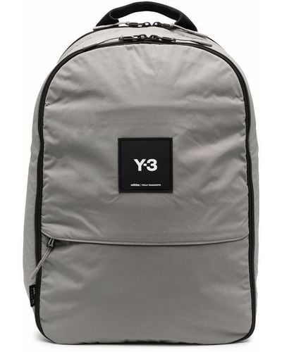 Y-3 Mochila con parche del logo - Gris