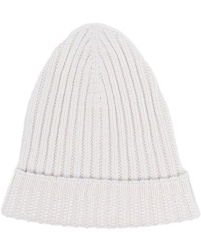 Barrie Ribbed Cashmere Beanie - White