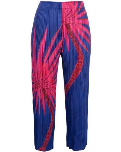 Pleats Please Issey Miyake Pantalones con palmeras estampadas - Azul