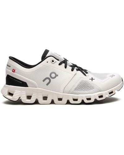 On Shoes Sneakers Cloud X 3 - Bianco
