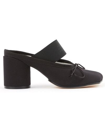 MM6 by Maison Martin Margiela Chaussures à talon bottier de style ballerine noires à bride élastique à logo