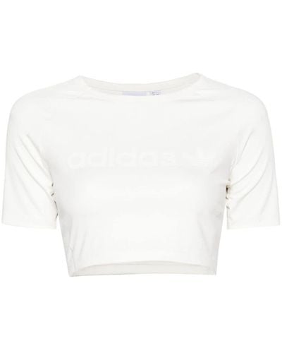 adidas Cropped-T-Shirt mit Logo-Print - Weiß