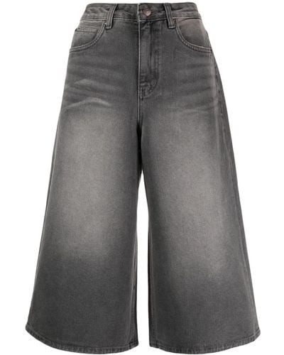 Low Classic Wide-leg Denim Shorts - Grey