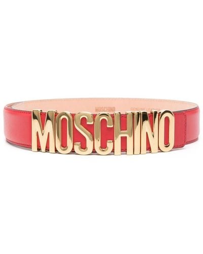 Moschino Ledergürtel mit Logo-Schild - Pink
