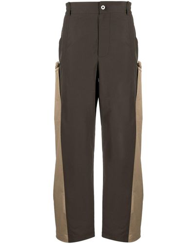 Feng Chen Wang Pantalon droit à design bicolore - Gris