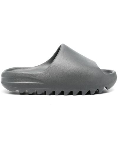 Yeezy Sandalen mit runder Kappe - Grau