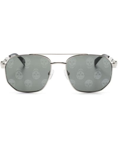 Alexander McQueen Pilotenbrille mit Totenkopf-Print - Grau