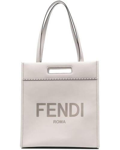 Fendi Bolso shopper N-S con logo en relieve - Blanco