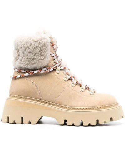 Woolrich Sheepskin Hiking Boots - Natural
