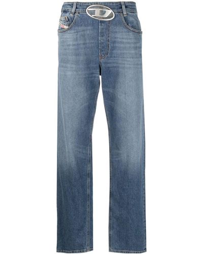 DIESEL Gerade Jeans mit Logo-Schild - Blau