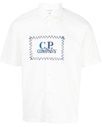 C.P. Company Camisa con logo estampado y manga corta - Blanco