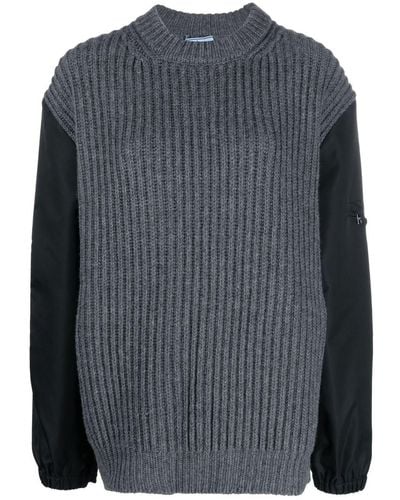 Prada Contrast-sleeve ribbed-knit jumper - Gris