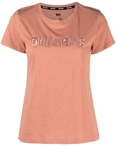 DKNY T-shirt con logo goffrato - Rosa