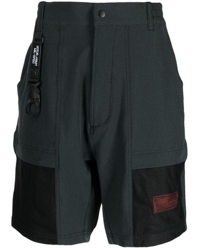 Izzue Gerade Shorts mit Logo-Patch - Grau
