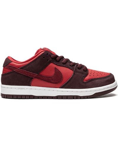 Nike Sb Dunk Low "cherry" Trainers - Red