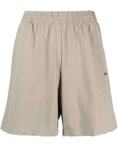Balenciaga Pantalones cortos con logo bordado - Gris