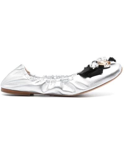 Casadei Queen Bee Leather Ballerina Shoes - White