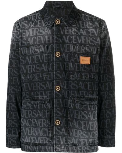 Versace Veste en jean à motif monogrammé - Noir