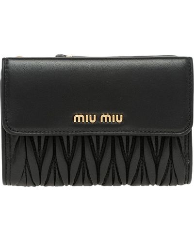 Miu Miu フラップ財布 - ブラック
