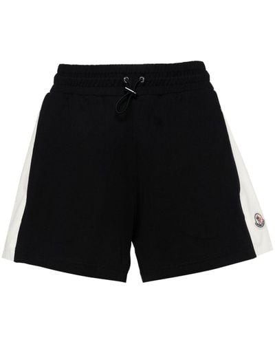 Moncler Pantalones cortos con aplique del logo - Negro